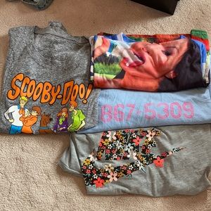 Women’s Size XL Tee Shirt Bundle!!!
